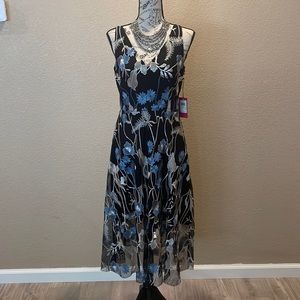NWT Vince Camaro Floral Dress SZ 4
